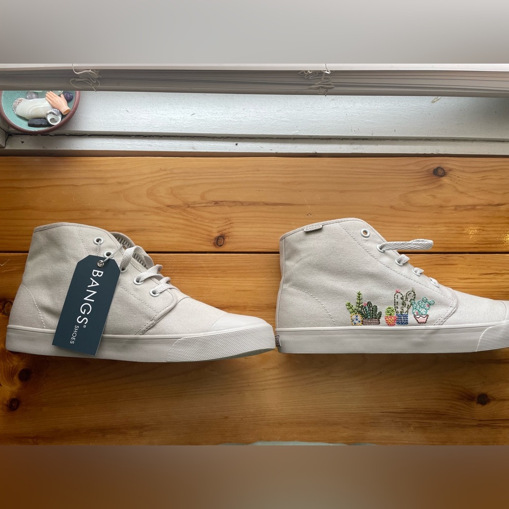 Bangs Women’s High Tops 9.5